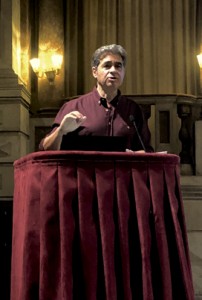 El Dr. Juan Castilla Brazales en el Congreso de Mantua