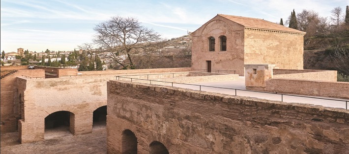 Noticia en IDEAL sobre los hallazgos ocurridos durante las obras de restauración del Baluarte de la Puerta del Arrabal de la Alhambra