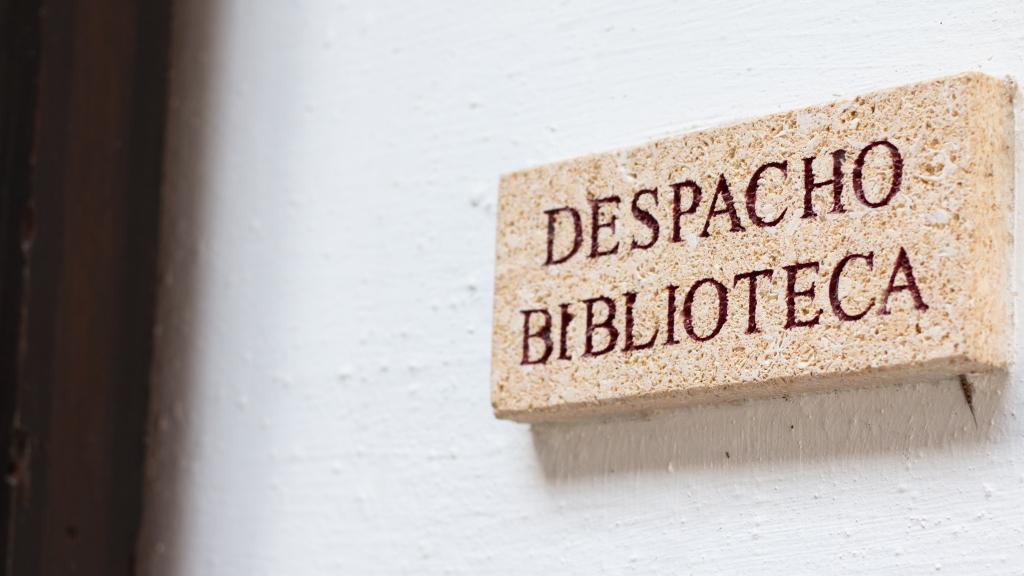 Incidencia horario de la biblioteca jueves 11 de junio